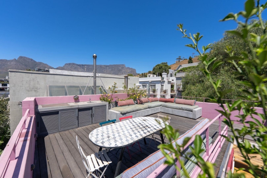 2 Bedroom Property for Sale in De Waterkant Western Cape